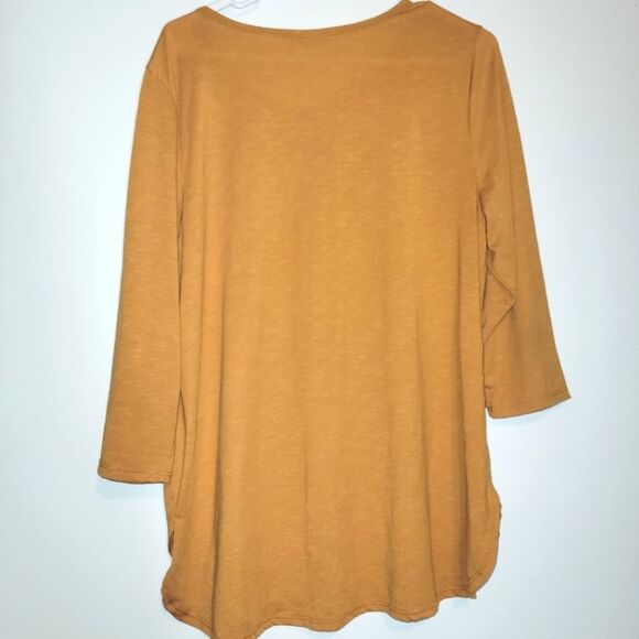 Truself Bloom On The Wild Side Sunflower Top 1X - Picture 7 of 11